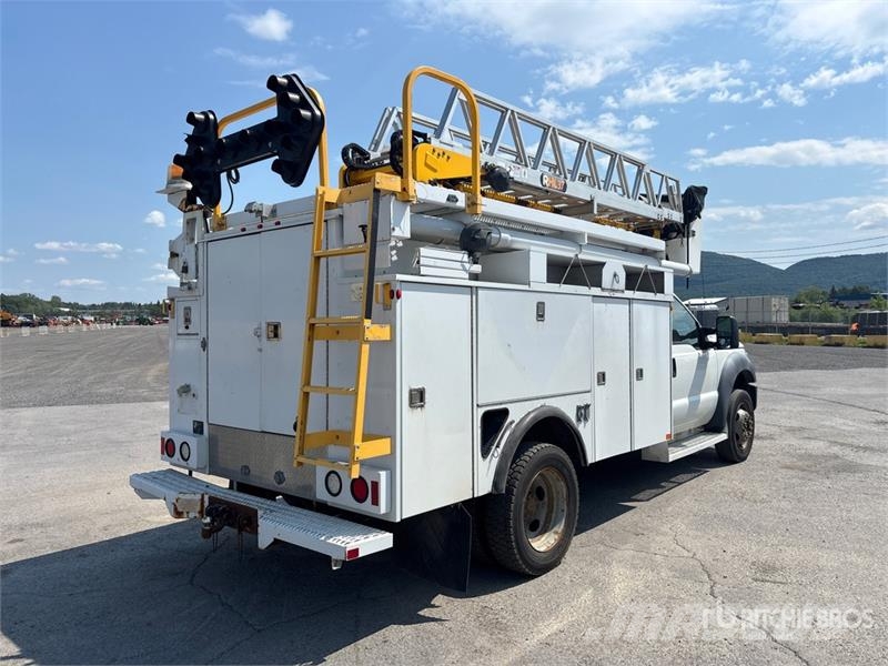 Ford L37 31 ft on Ford F-450 XL 4x2 Van Mounted Aerial Plataformas sobre camión