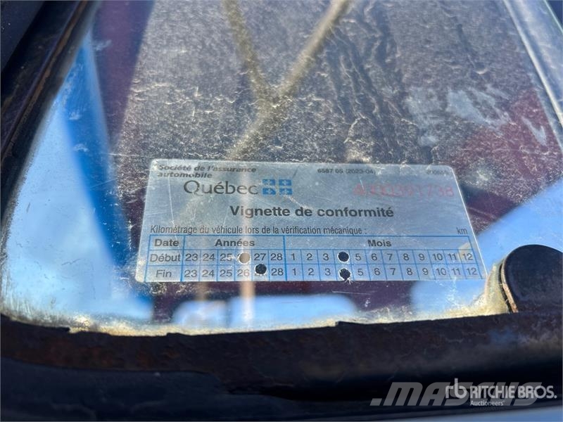 Ford LN8000 Cabines e interior