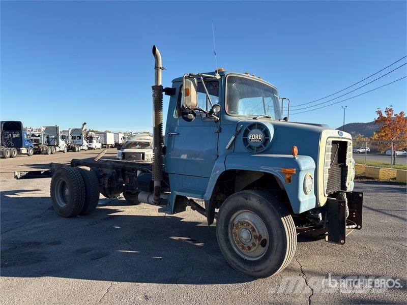 Ford LN8000 Kabine i unutrašnjost