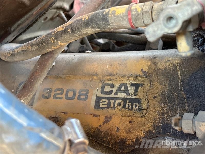 Ford LN8000 Kabine i unutrašnjost