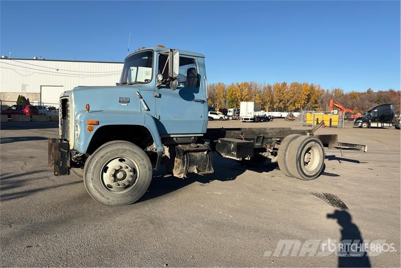 Ford LN8000 Cabines e interior