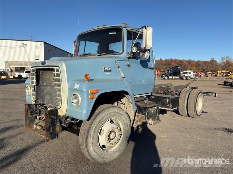 Ford LN8000 Kabine i unutrašnjost