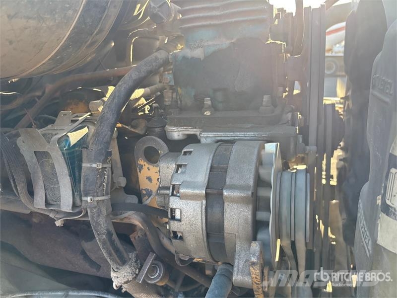 Ford LN8000 Kabine i unutrašnjost