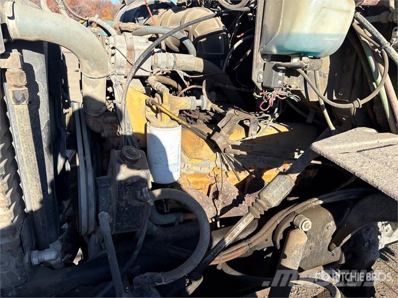 Ford LN8000 Kabine i unutrašnjost