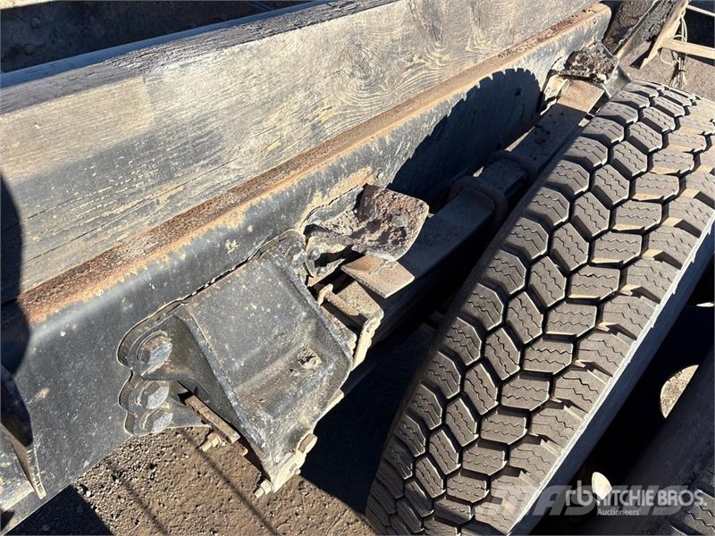 Ford LN8000 Kabine i unutrašnjost