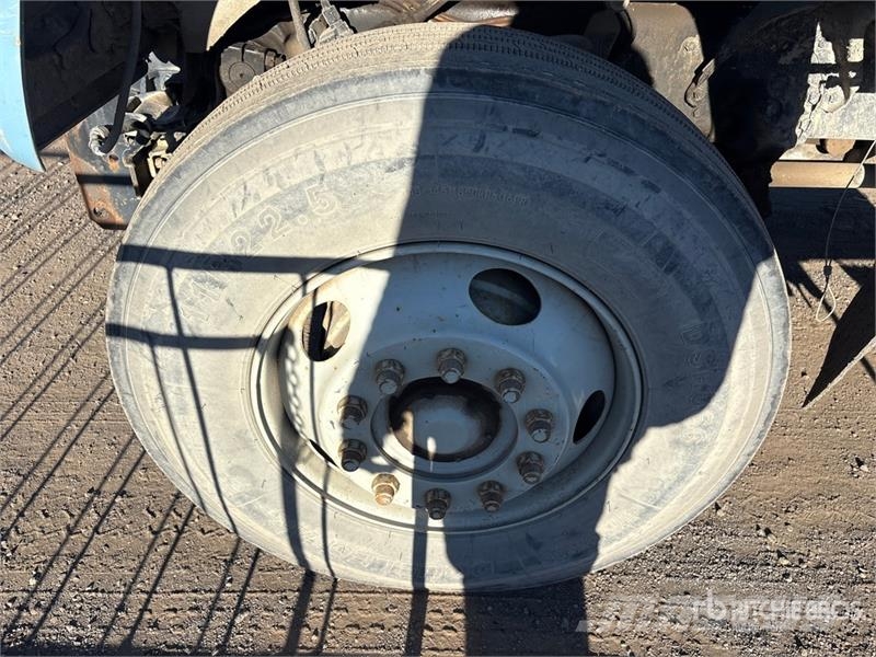 Ford LN8000 Kabine i unutrašnjost
