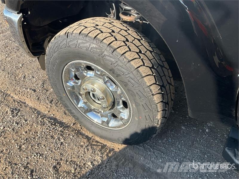 Ford - REBUILT F-350 4x4 Crew Cab Pickup Other