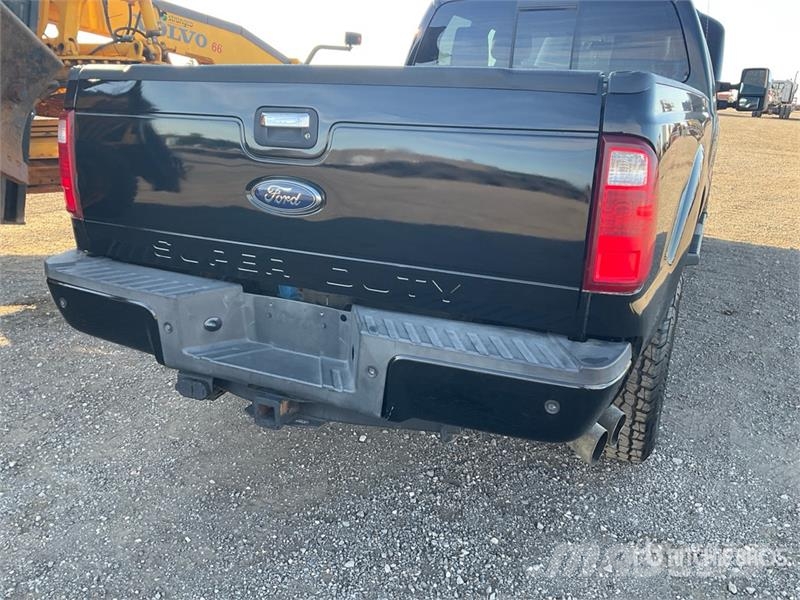 Ford - REBUILT F-350 4x4 Crew Cab Pickup Other