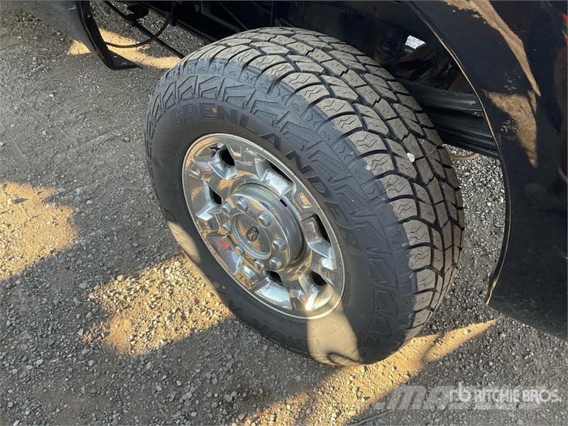 Ford - REBUILT F-350 4x4 Crew Cab Pickup Other
