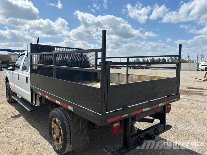 Ford REBUILT F-350 XLT 4x4 Crew Cab Flatbed Truck Kamioni sa otvorenim sandukom