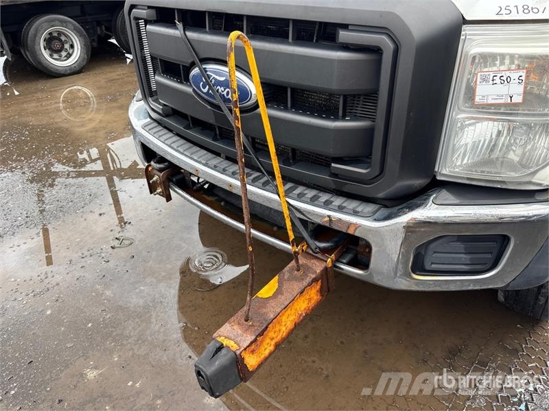 Ford RH RH41 37 ft on Ford F-550 XL 4x2 Van Mounted Ae Plataformas sobre camión