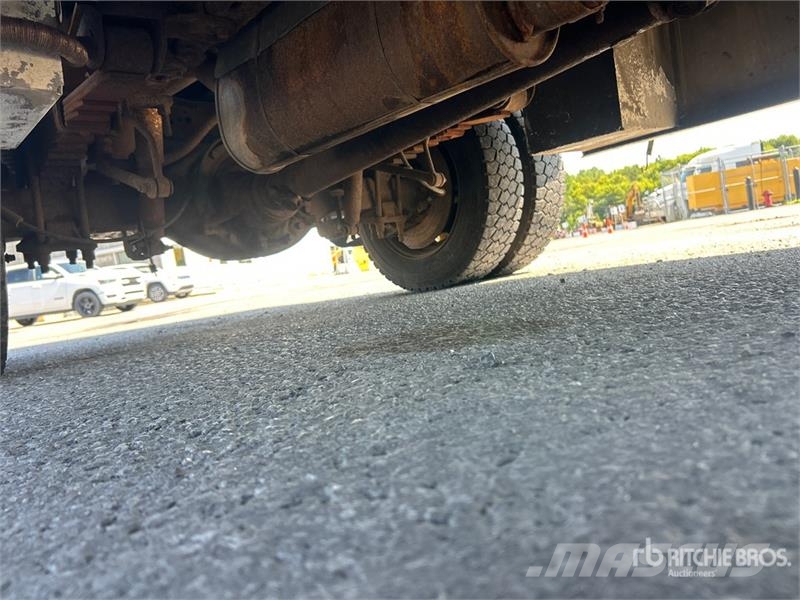 Ford RH RH41 37 ft on Ford F-550 XL 4x2 Van Mounted Ae Plataformas sobre camión