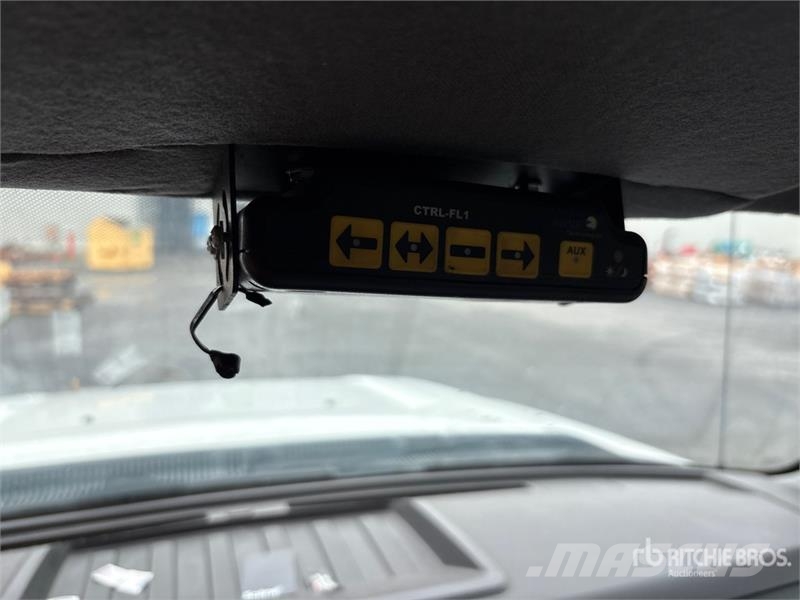 Ford RH RH41 37 ft on Ford F-550 XL 4x2 Van Mounted Ae Plataformas sobre camión