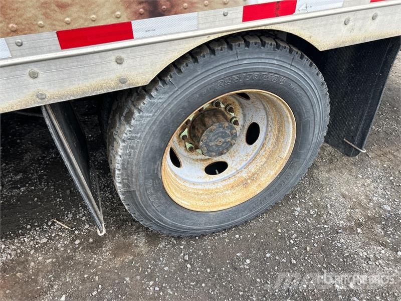 Ford RH RH41-LP 11.51 m on Ford F-550 XL 4x4 Van Mount Teherautóra szerelt emelők és állványok