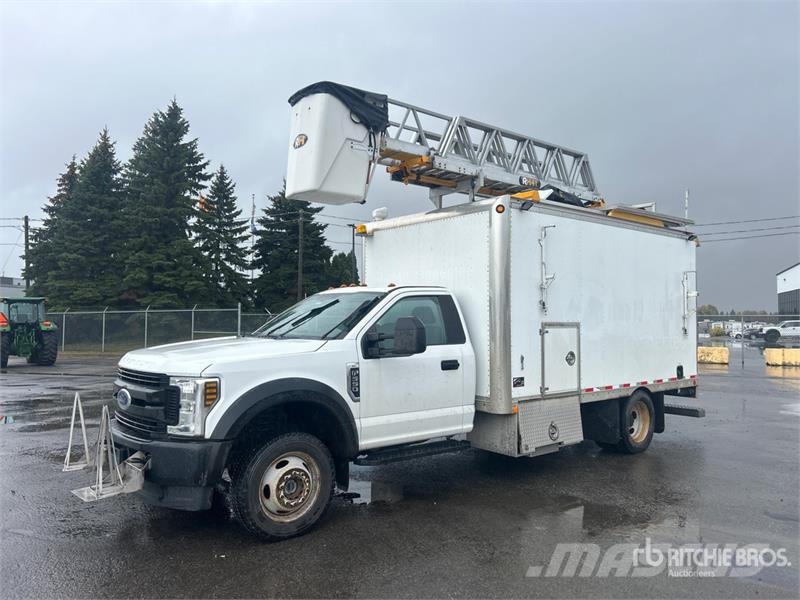 Ford RH RH41-LP 37 ft on Ford F-550 XL 4x4 Van Mounted Plataformas aéreas montadas em caminhão