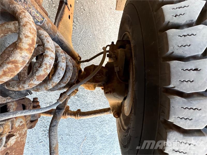 Ford Telelift 35 ft on Ford F-550 4x2 Van Mounted Aeri Pacēlāji uz automašīnas bāzes