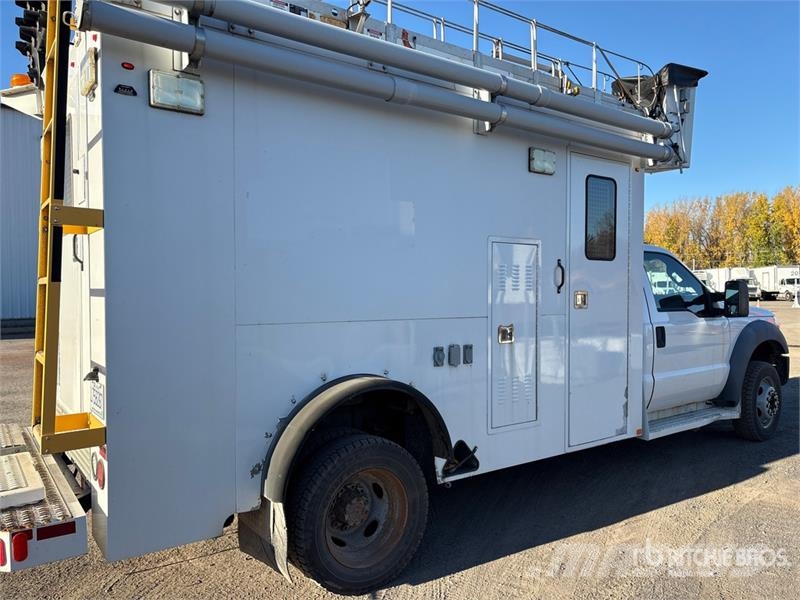 Ford Telelift 35 ft on Ford F-550 4x2 Van Mounted Aeri Pacēlāji uz automašīnas bāzes