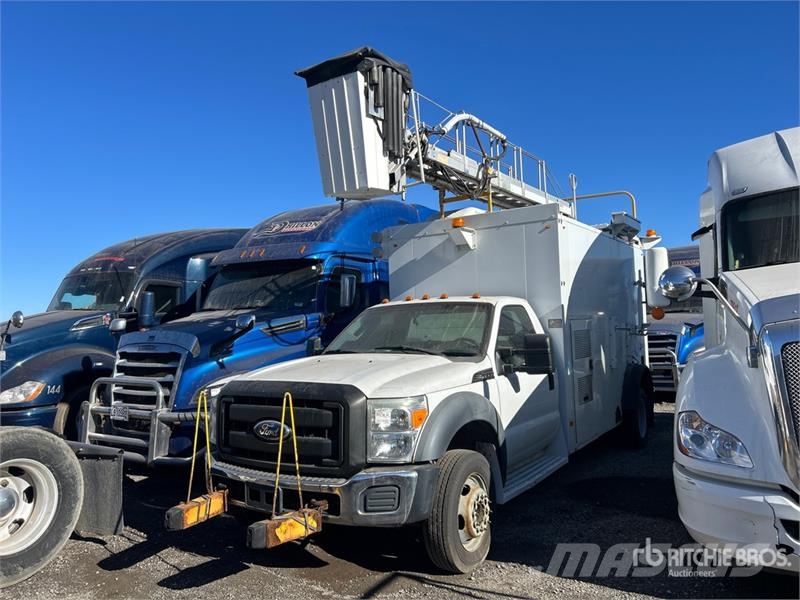 Ford Telelift TTS25-2002 35 ft on Ford F-550 XL 4x2 Va Автовишки на базі вантажівки