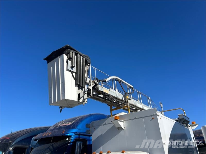 Ford Telelift TTS25-2002 35 ft on Ford F-550 XL 4x2 Va Автовишки на базі вантажівки