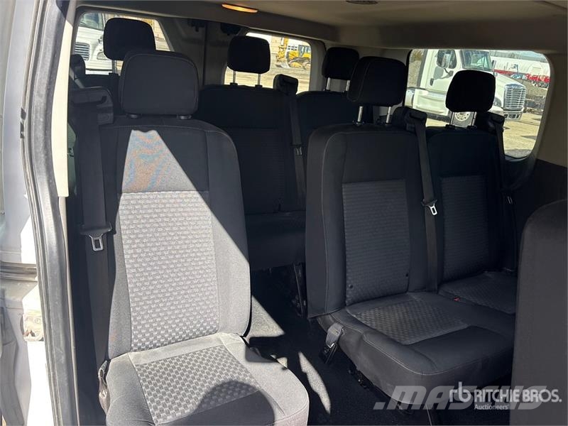 Ford Transit 150 8 Passenger Van Dostavna vozila / kombiji