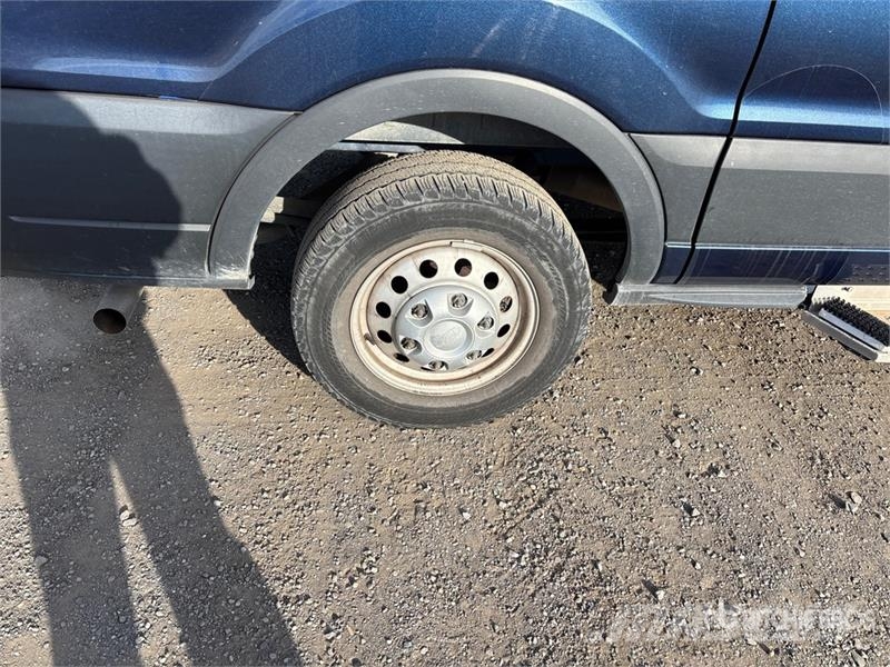 Ford Transit 150 AWD Utility Truck Pikapai / Bortiniai sunkvežimiai