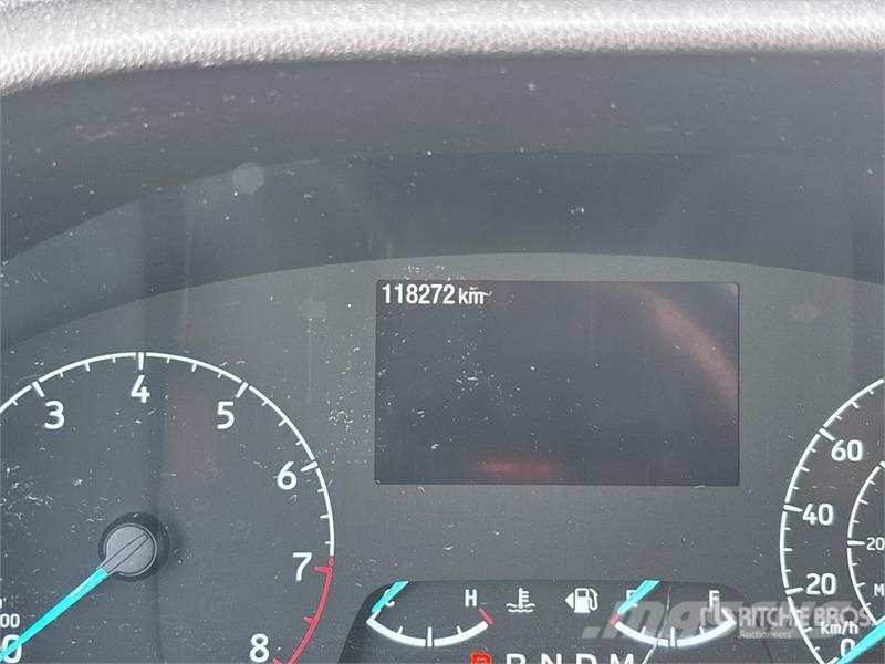 Ford Transit 150 AWD Utility Truck Pikapai / Bortiniai sunkvežimiai