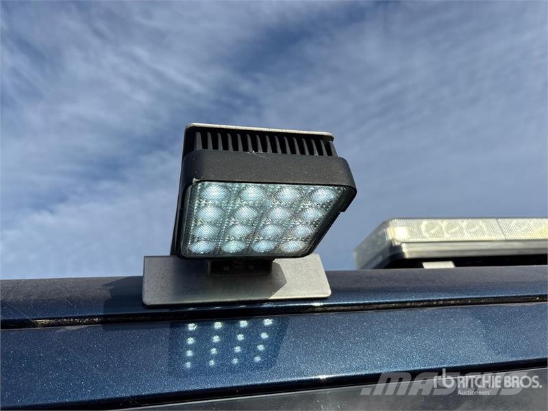 Ford Transit 150 AWD Utility Truck Pikapai / Bortiniai sunkvežimiai