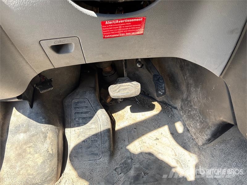 Ford Transit 150 Cargo Van (Inoperable) Dostavna vozila / kombiji