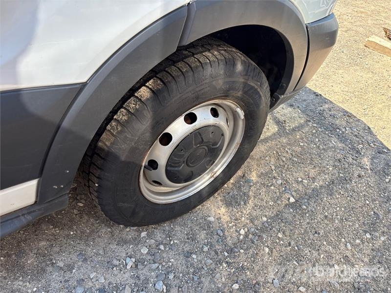 Ford Transit 150 Cargo Van (Inoperable) Dostavna vozila / kombiji