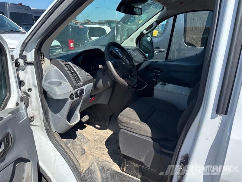 Ford Transit 150 Cargo Van (Inoperable) Dostavna vozila / kombiji
