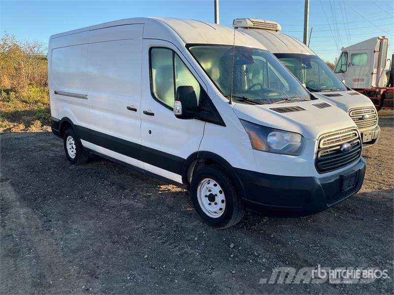 Ford Transit 250 Cargo Van Varevogne