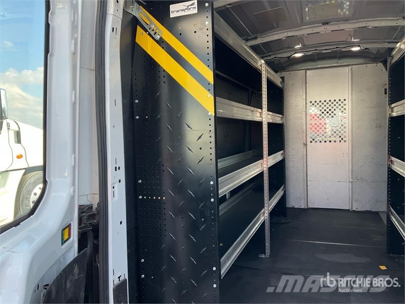 Ford Transit 250 Cargo Van Furgonetas cerradas