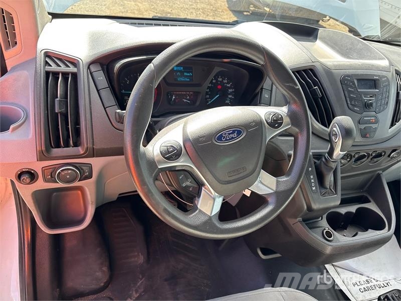 Ford Transit 250 Cargo Van Изотермический фургон
