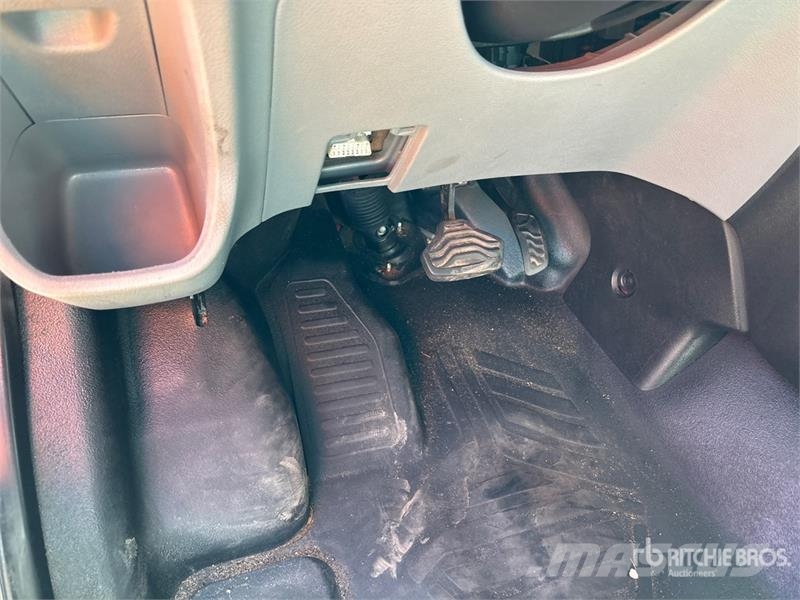 Ford Transit 250 Cargo Van Изотермический фургон