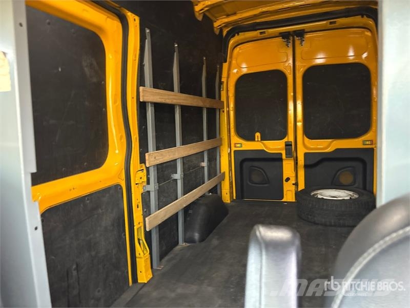 Ford Transit 250 Cargo Van Panel vans