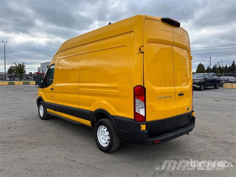 Ford Transit 250 Cargo Van Panel vans