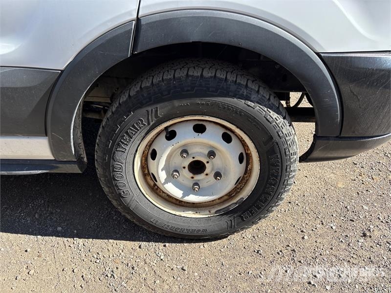 Ford Transit 250 Cargo Van Изотермический фургон