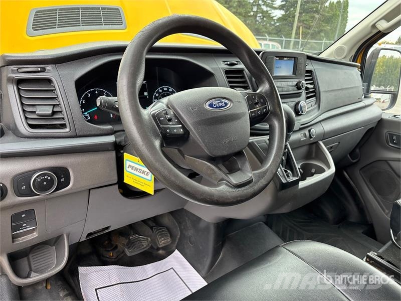 Ford Transit 250 Cargo Van Panel vans