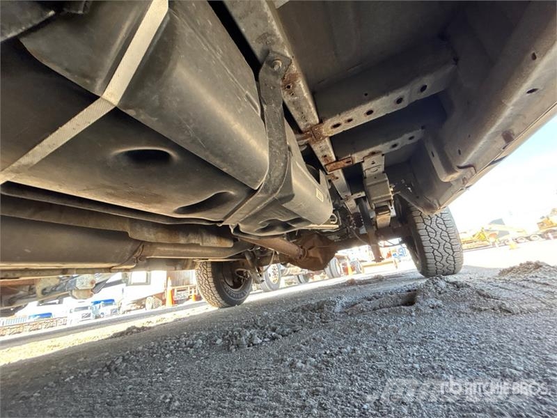 Ford Transit 250 Cargo Van Изотермический фургон