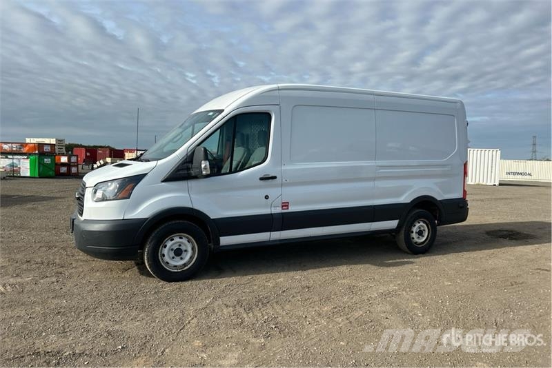Ford Transit 250 Cargo Van Dostavna vozila / kombiji