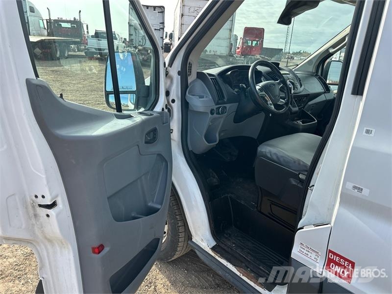 Ford Transit 250 Cargo Van Dostavna vozila / kombiji