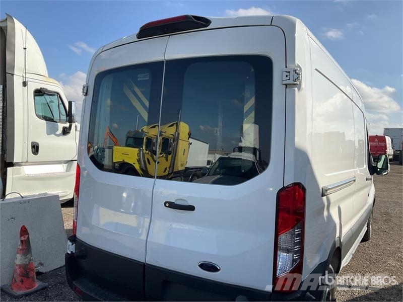 Ford Transit 250 Cargo Van Furgonetas cerradas