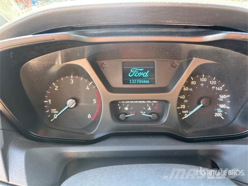 Ford Transit 250 Cargo Van Изотермический фургон
