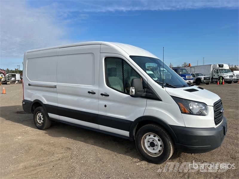 Ford Transit 250 Cargo Van Dostavna vozila / kombiji