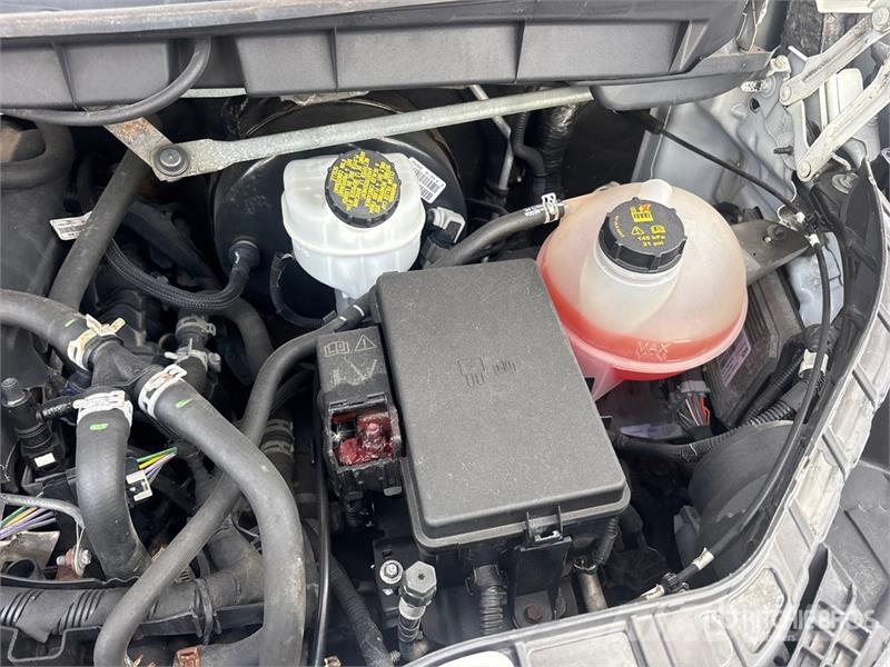 Ford Transit 250 Cargo Van Transporterek