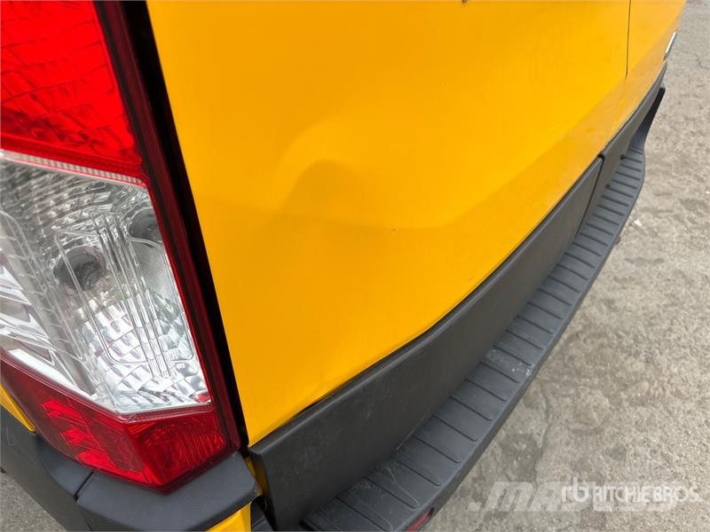 Ford Transit 250 Cargo Van Panel vans