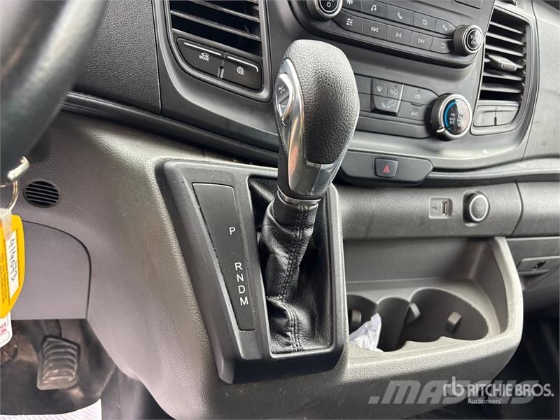 Ford Transit 250 Cargo Van Panel vans