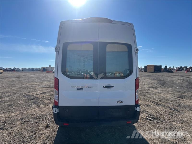 Ford Transit 250 Refrigerated Truck 冷凍冷蔵車