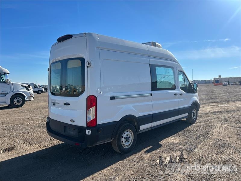 Ford Transit 250 Refrigerated Truck 冷凍冷蔵車