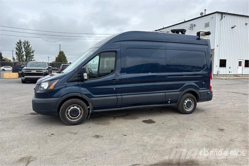 Ford Transit 350 4x2 Utility Truck 皮卡车